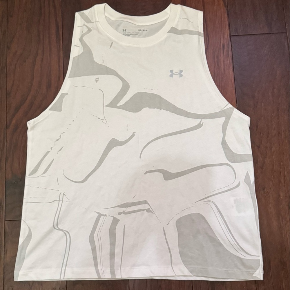 Under Armour Athletic Tank Gray & White Logo Medium Like New 60% Cotton 40% Poly